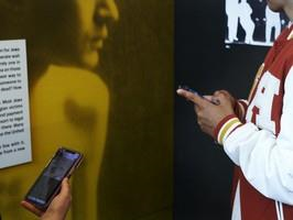 14. Schoolbezoek permanente expo: What's New App